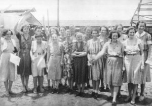 Australian nurses - prisoners of war - recuperating in Manila September 1945 - link to Nurses page Australian nurses - prisoners of war - recuperating in Manila September 1945 - link to Nurses page